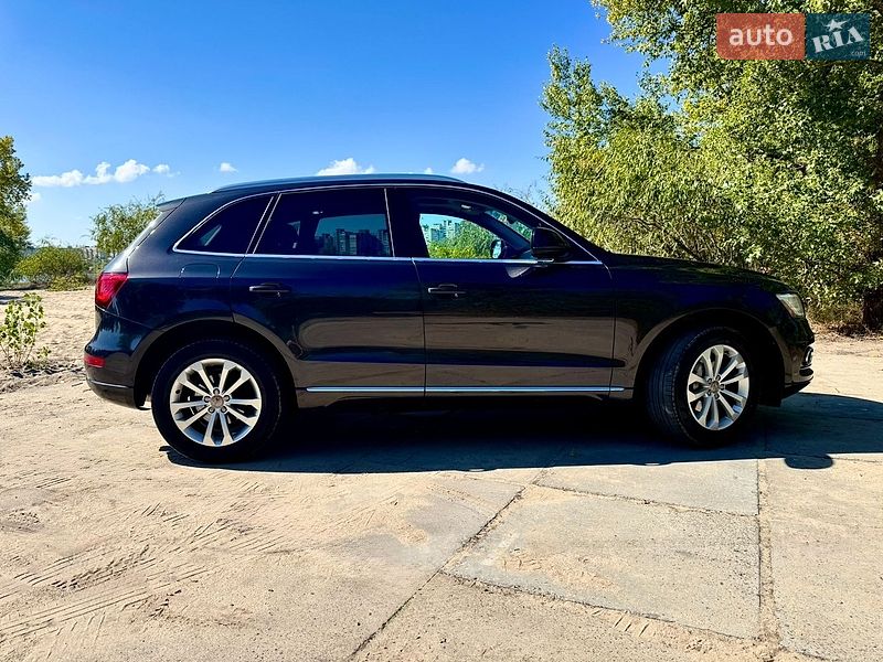 Позашляховик / Кросовер Audi Q5 2014 в Києві