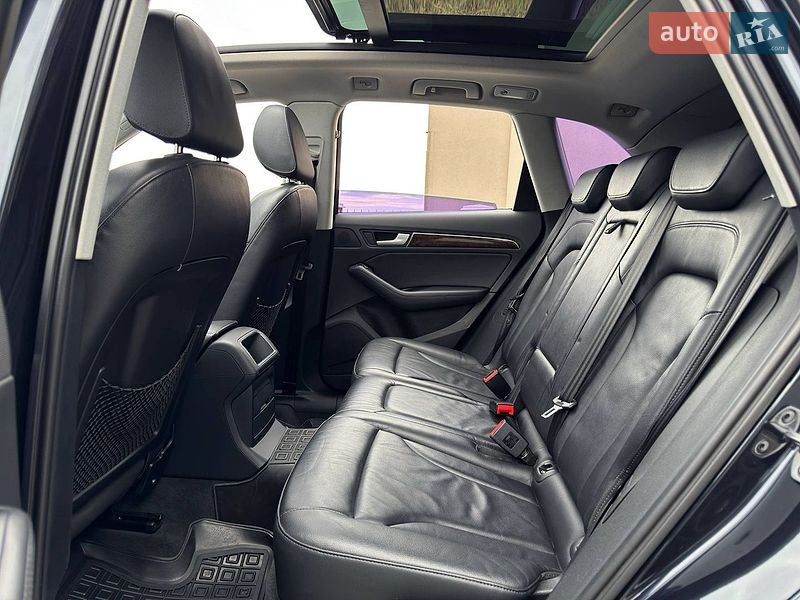Внедорожник / Кроссовер Audi Q5 2015 в Одессе