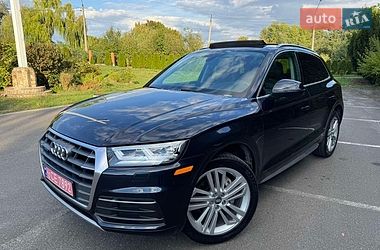 Позашляховик / Кросовер Audi Q5 2019 в Києві