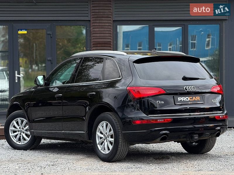 Позашляховик / Кросовер Audi Q5 2015 в Львові