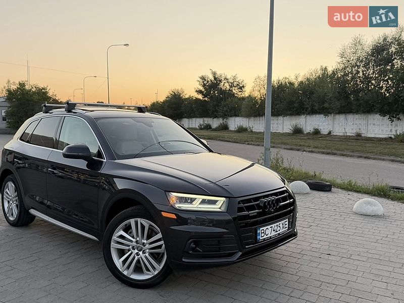 Позашляховик / Кросовер Audi Q5 2018 в Львові