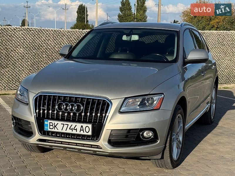 Позашляховик / Кросовер Audi Q5 2013 в Вараші
