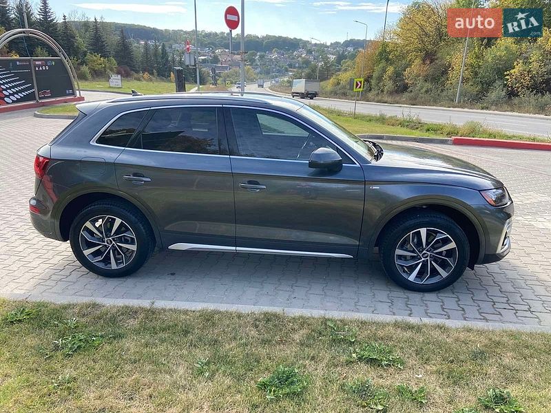 Позашляховик / Кросовер Audi Q5 2022 в Тернополі