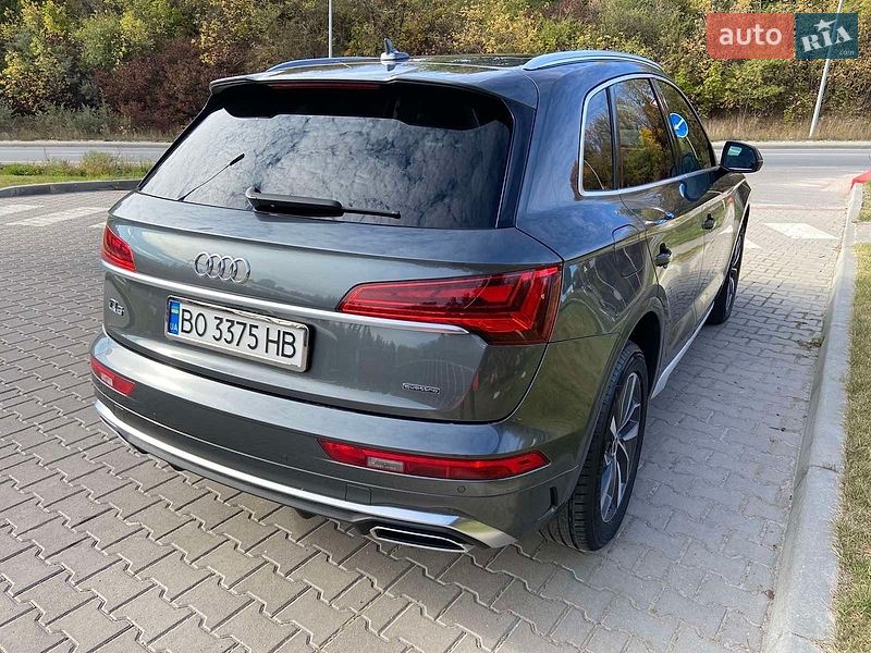 Позашляховик / Кросовер Audi Q5 2022 в Тернополі