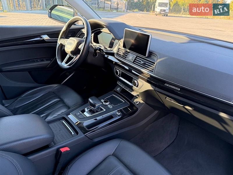 Внедорожник / Кроссовер Audi Q5 2020 в Львове