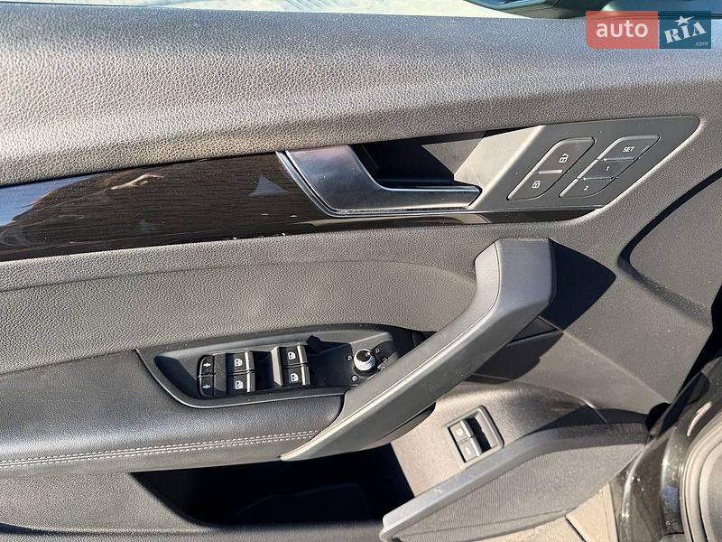 Внедорожник / Кроссовер Audi Q5 2020 в Львове