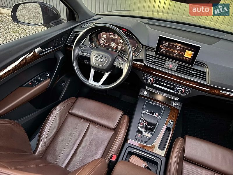 Позашляховик / Кросовер Audi Q5 2017 в Стрию