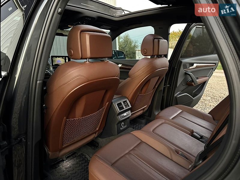 Позашляховик / Кросовер Audi Q5 2017 в Стрию