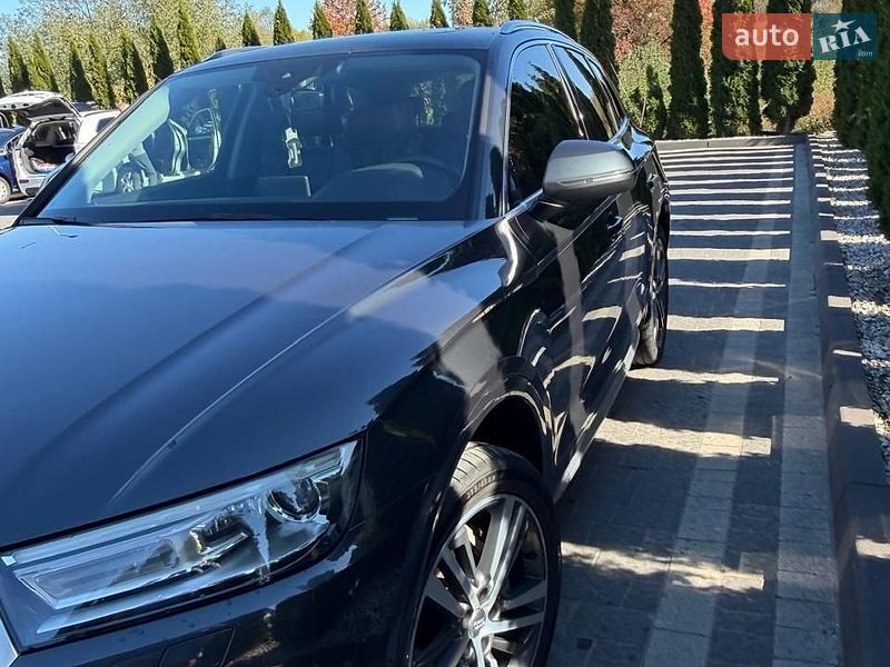 Внедорожник / Кроссовер Audi Q5 2018 в Ивано-Франковске