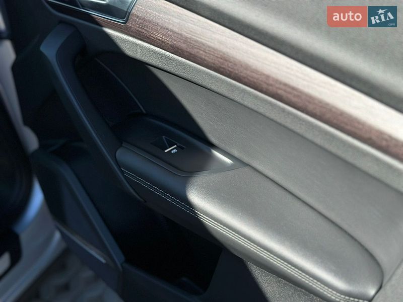 Внедорожник / Кроссовер Audi Q5 2022 в Самборе