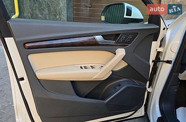Внедорожник / Кроссовер Audi Q5 2020 в Тернополе фото 22 Внедорожник / Кроссовер Audi Q5 2020 в Тернополе