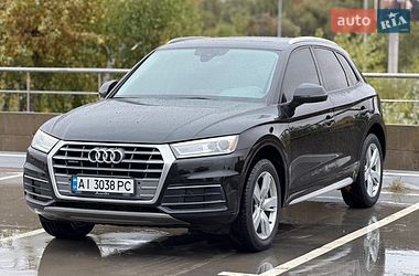 Внедорожник / Кроссовер Audi Q5 2017 в Киеве