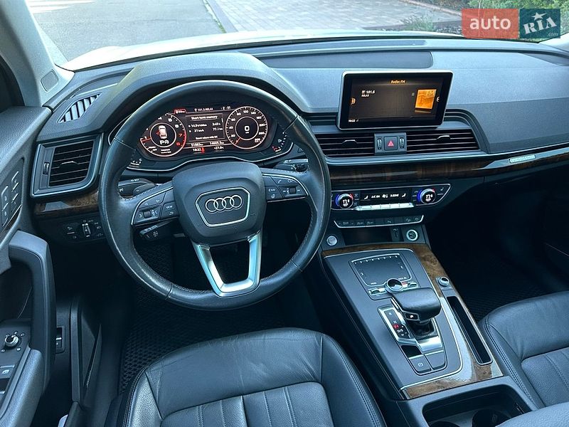 Позашляховик / Кросовер Audi Q5 2017 в Києві фото 50 Позашляховик / Кросовер Audi Q5 2017 в Києві