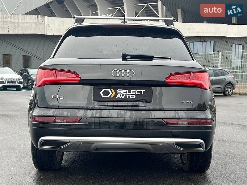 Позашляховик / Кросовер Audi Q5 2018 в Львові