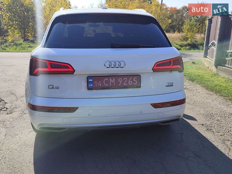 Позашляховик / Кросовер Audi Q5 2017 в Калуші