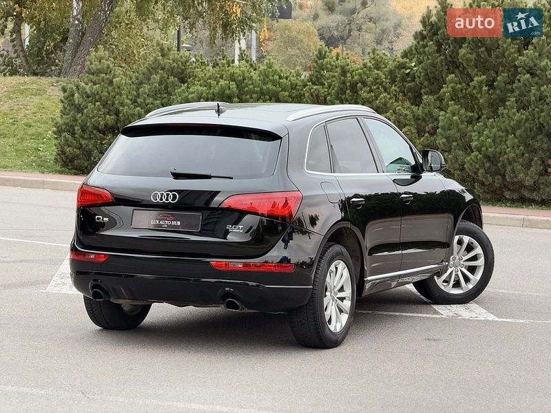 Позашляховик / Кросовер Audi Q5 2015 в Києві