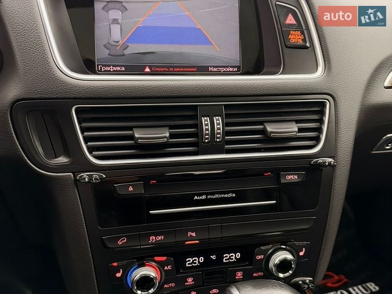 Позашляховик / Кросовер Audi Q5 2015 в Києві