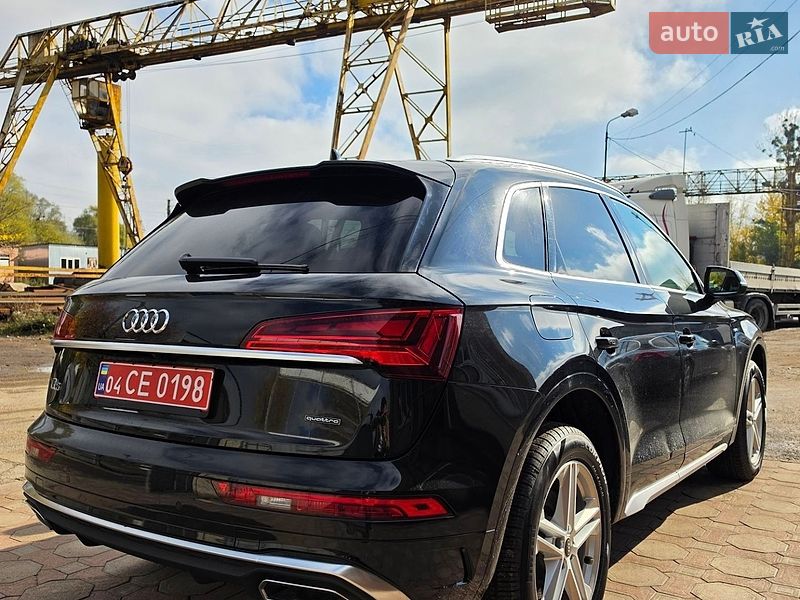 Внедорожник / Кроссовер Audi Q5 2021 в Львове