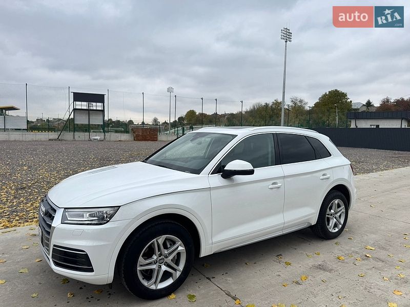 Позашляховик / Кросовер Audi Q5 2019 в Львові фото 11 Позашляховик / Кросовер Audi Q5 2019 в Львові
