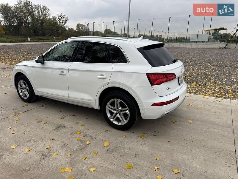 Позашляховик / Кросовер Audi Q5 2019 в Львові фото 19 Позашляховик / Кросовер Audi Q5 2019 в Львові