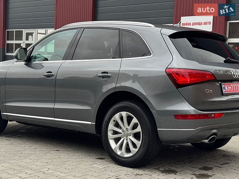 Внедорожник / Кроссовер Audi Q5 2015 в Дубно