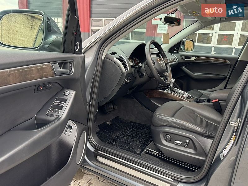 Внедорожник / Кроссовер Audi Q5 2015 в Дубно