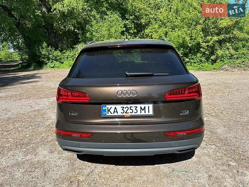 Внедорожник / Кроссовер Audi Q5 2018 в Киеве
