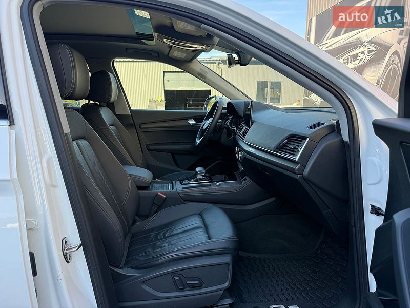 Внедорожник / Кроссовер Audi Q5 2021 в Львове
