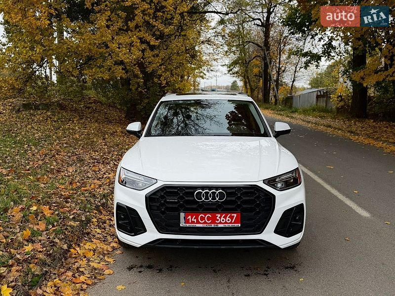Позашляховик / Кросовер Audi Q5 2022 в Львові