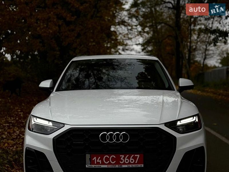 Позашляховик / Кросовер Audi Q5 2022 в Львові