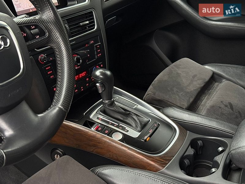 Внедорожник / Кроссовер Audi Q5 2012 в Николаеве