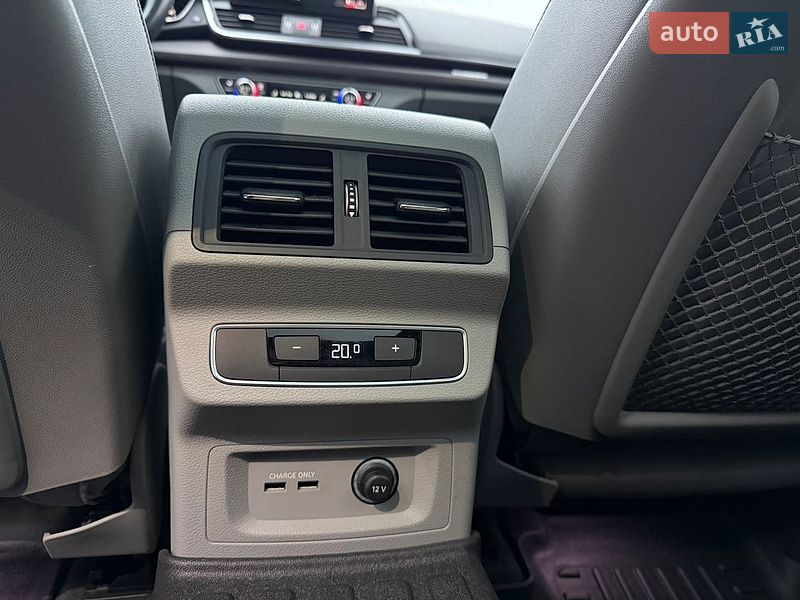 Внедорожник / Кроссовер Audi Q5 2021 в Киеве фото 17 Внедорожник / Кроссовер Audi Q5 2021 в Киеве