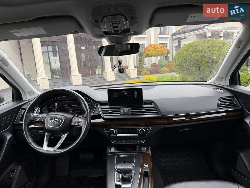 Внедорожник / Кроссовер Audi Q5 2018 в Стрые