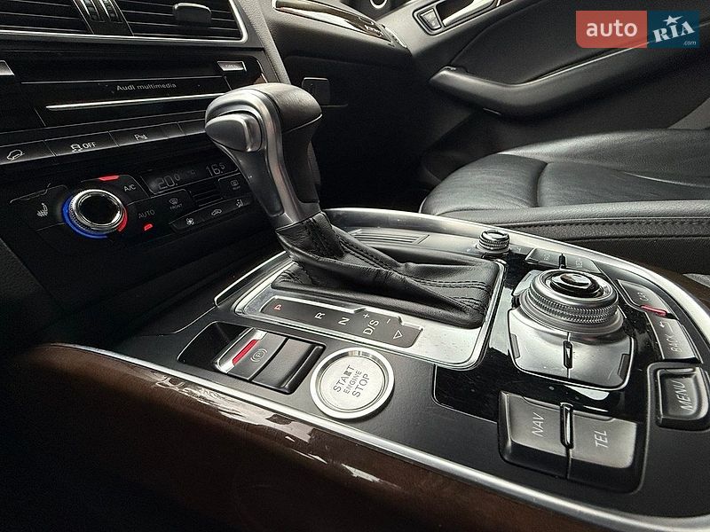 Внедорожник / Кроссовер Audi Q5 2015 в Ирпене