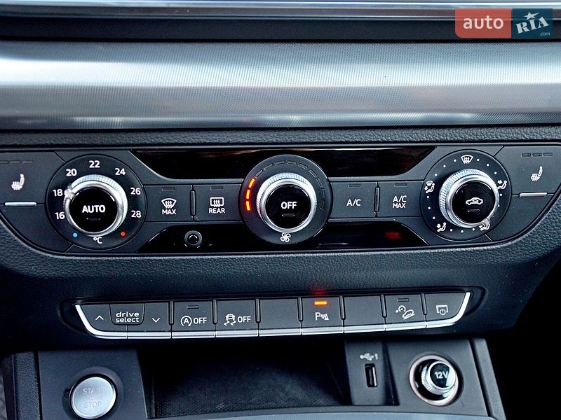Внедорожник / Кроссовер Audi Q5 2020 в Ивано-Франковске