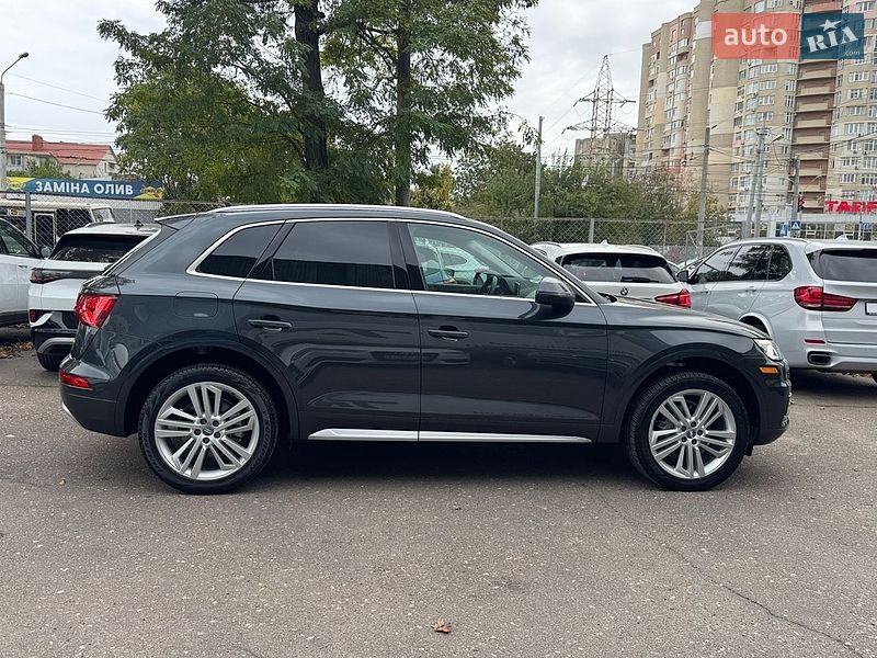 Позашляховик / Кросовер Audi Q5 2019 в Одесі