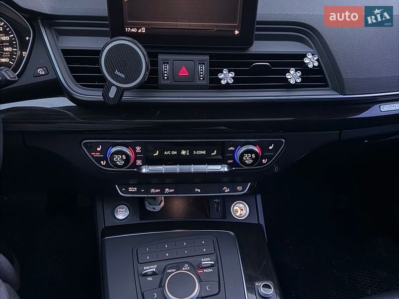 Внедорожник / Кроссовер Audi Q5 2017 в Полтаве