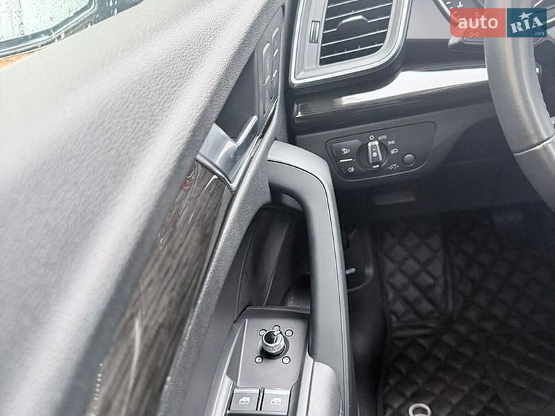 Внедорожник / Кроссовер Audi Q5 2019 в Ровно фото 21 Внедорожник / Кроссовер Audi Q5 2019 в Ровно
