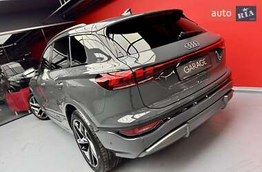 Позашляховик / Кросовер Audi Q6 e-tron 2024 в Києві