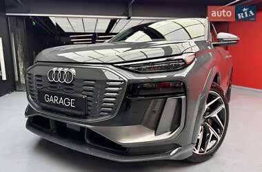 Внедорожник / Кроссовер Audi Q6 e-tron 2024 в 