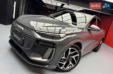 Внедорожник / Кроссовер Audi Q6 e-tron 2024 в 