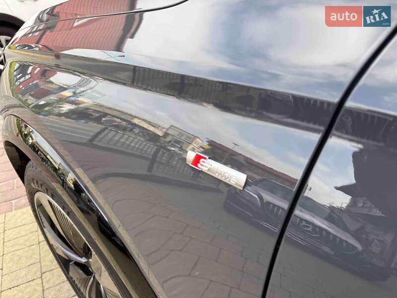 Внедорожник / Кроссовер Audi Q6 e-tron 2024 в Львове