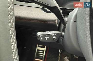 Позашляховик / Кросовер Audi Q6 e-tron 2024 в 