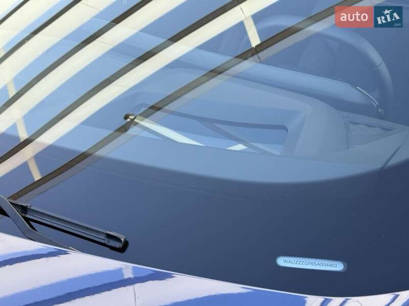 Позашляховик / Кросовер Audi Q6 e-tron 2024 в Хмельницькому