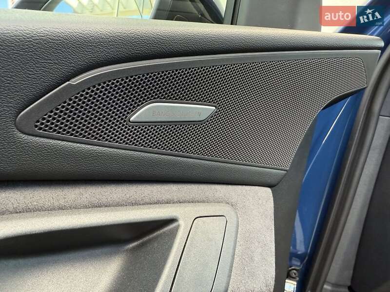 Позашляховик / Кросовер Audi Q6 e-tron 2024 в Хмельницькому