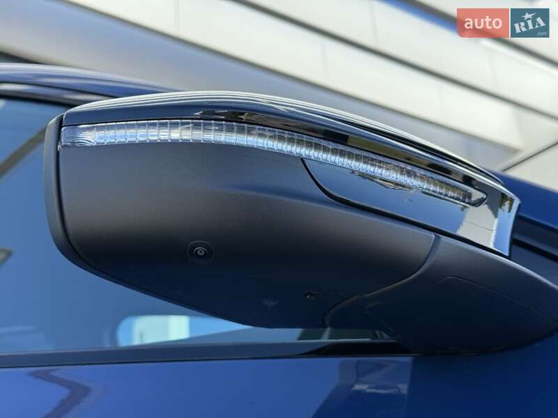 Позашляховик / Кросовер Audi Q6 e-tron 2024 в Хмельницькому