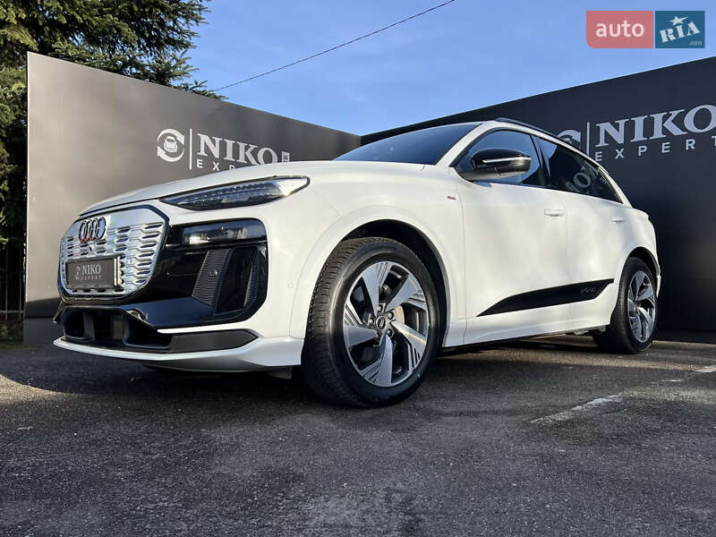 Внедорожник / Кроссовер Audi Q6 e-tron 2025 в Львове