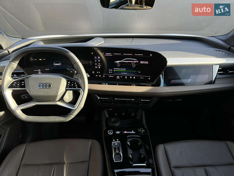 Внедорожник / Кроссовер Audi Q6 e-tron 2025 в Львове