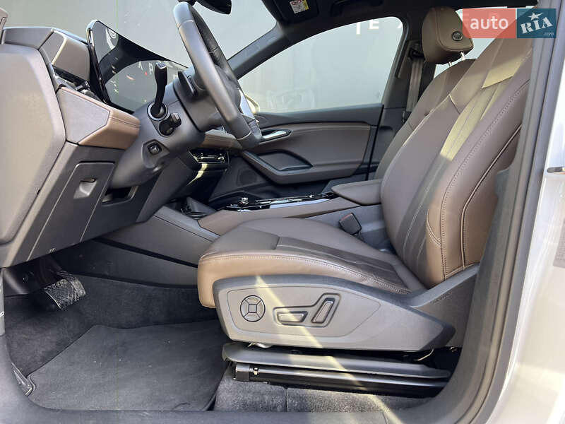 Внедорожник / Кроссовер Audi Q6 e-tron 2025 в Львове