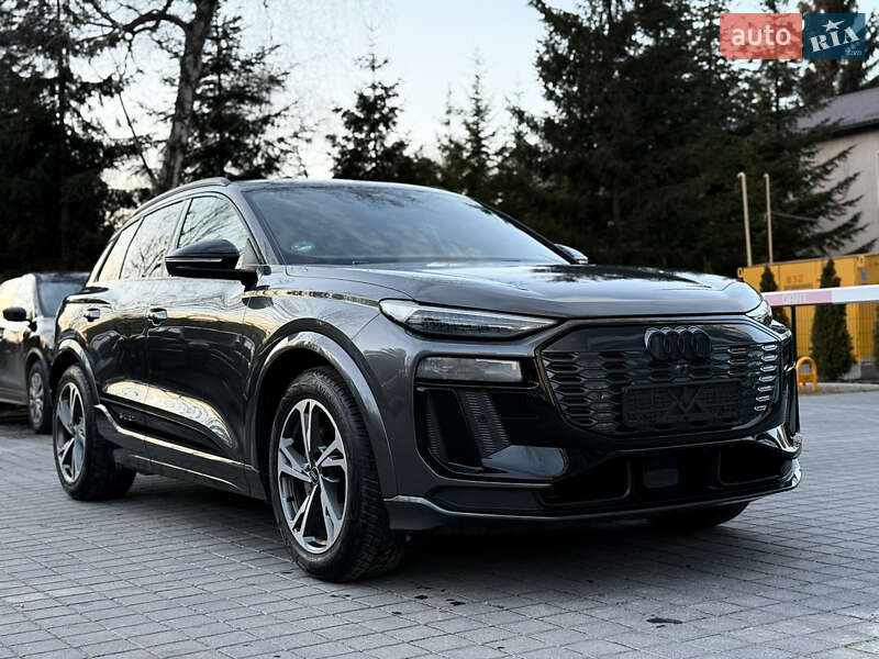 Внедорожник / Кроссовер Audi Q6 e-tron 2024 в Львове